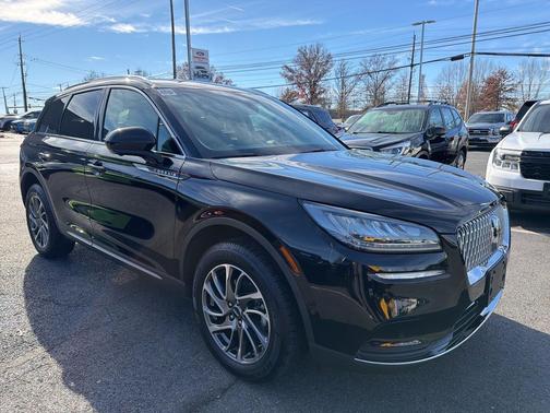 2022 Lincoln Corsair Standard