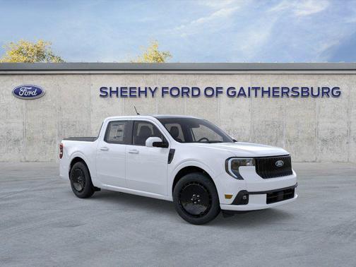 Oxford White 2025 Ford Maverick Lobo Standard