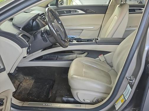 2016 Lincoln MKZ Base