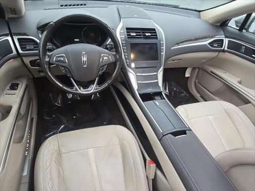 2016 Lincoln MKZ Base