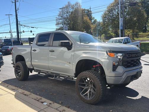 Slate Gray Metallic 2024 Chevrolet Silverado 1500 Custom