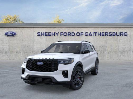 Star White Metallic Tri-Coat 2026 Ford Explorer ST-Line