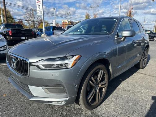 2019 Volvo XC60 T5 Momentum