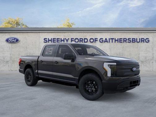2025 Ford F-150 Lightning Pro