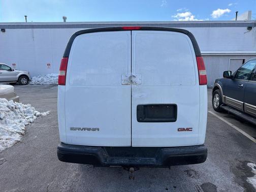 2011 GMC Savana 2500 Work Van