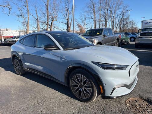 2024 Ford Mustang Mach-E Premium