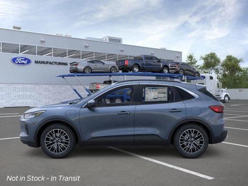 2026 Ford Escape PHEV SE