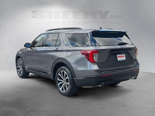 2022 Ford Explorer ST-Line