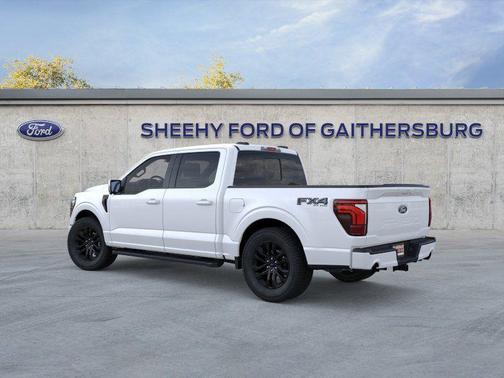 Star White Metallic Tri-Coat 2026 Ford F-150 Lariat