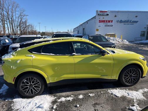 2025 Ford Mustang Mach-E Premium
