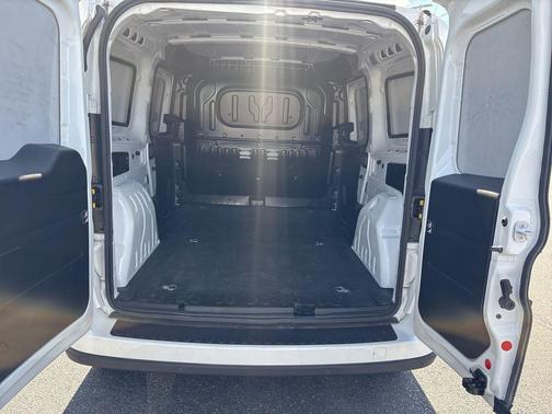 2022 RAM ProMaster City Tradesman