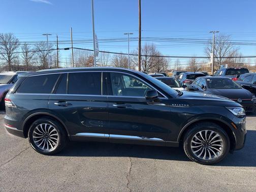 2022 Lincoln Aviator Reserve AWD
