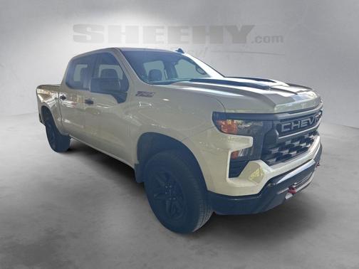 2022 Chevrolet Silverado 1500 Custom Trail Boss