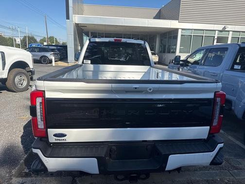 2025 Ford F-350 Platinum