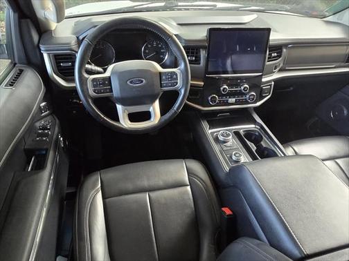 2022 Ford Expedition Max XLT