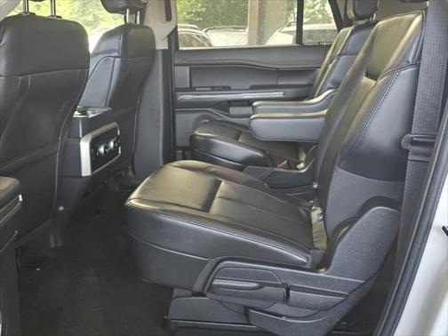 2022 Ford Expedition Max XLT