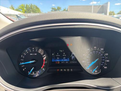 Ingot Silver 2014 Ford Fusion SE