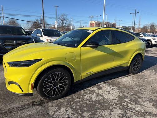 2025 Ford Mustang Mach-E Premium