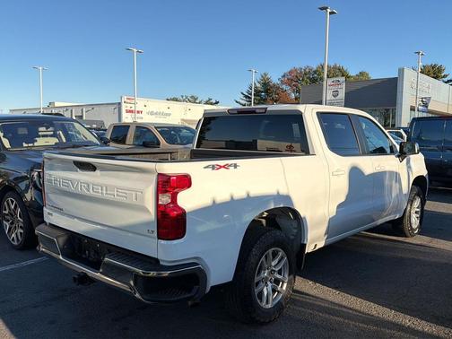 Summit White 2021 Chevrolet Silverado 1500 LT