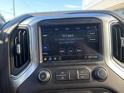 Summit White 2021 Chevrolet Silverado 1500 LT