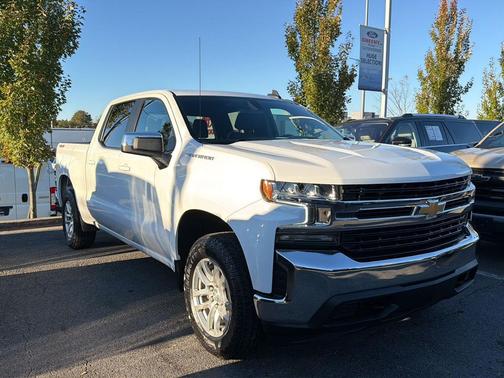Summit White 2021 Chevrolet Silverado 1500 LT