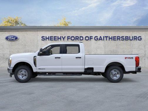 Oxford White 2026 Ford F-350 XLT