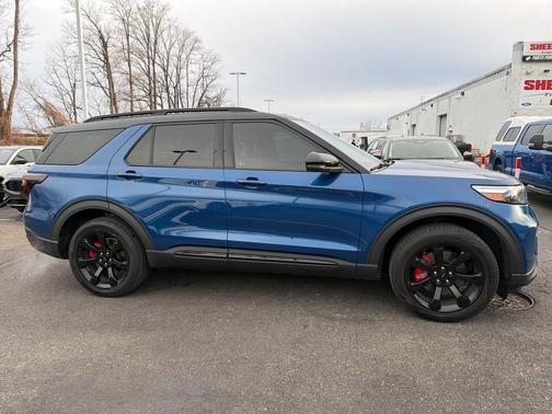 2022 Ford Explorer ST