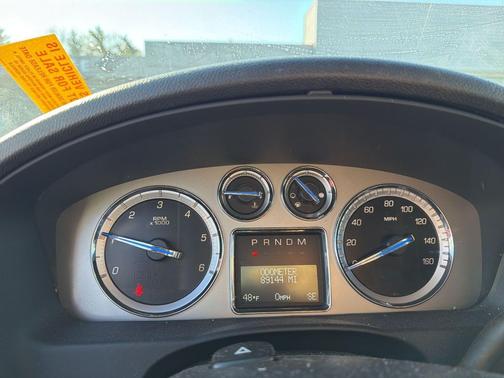 White Diamond Clearcoat 2013 Cadillac Escalade Luxury