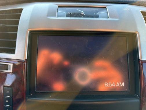 White Diamond Clearcoat 2013 Cadillac Escalade Luxury