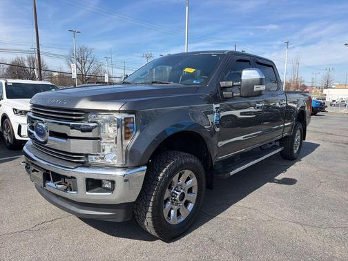 Magnetic 2018 Ford F-250 Lariat