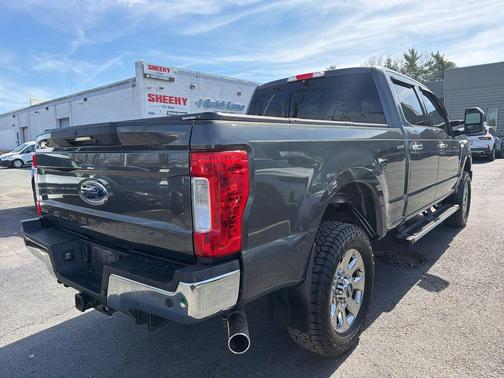 Magnetic 2018 Ford F-250 Lariat