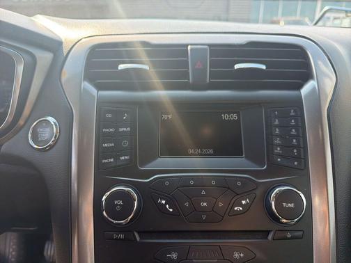 Ingot Silver 2017 Ford Fusion Hybrid SE