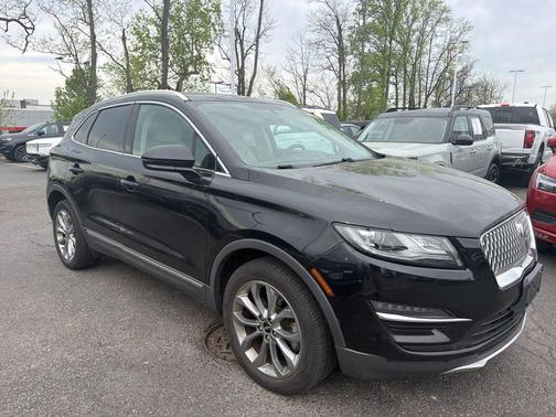 Black Metallic 2019 Lincoln MKC Select