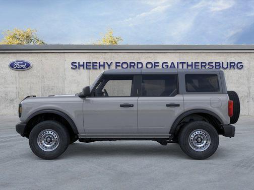 Avalanche Gray 2026 Ford Bronco Base