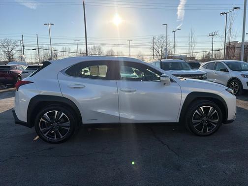 2021 Lexus UX 250h Base