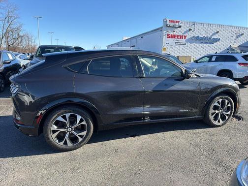 2022 Ford Mustang Mach-E Premium