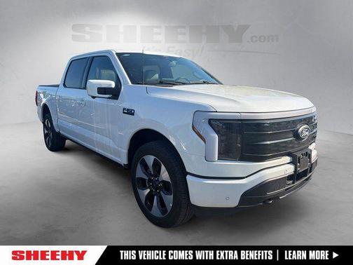 Star White Metallic Tri-Coat 2024 Ford F-150 Lightning Platinum