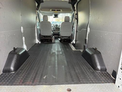 2018 Ford Transit-250 Base