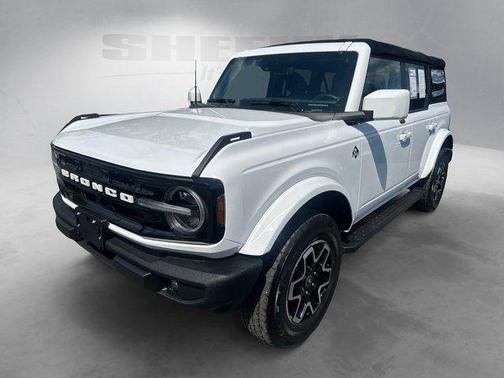 Oxford White 2021 Ford Bronco Outer Banks