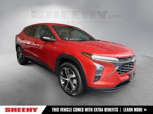 Cayenne Orange Metallic 2024 Chevrolet Trax FWD 1RS