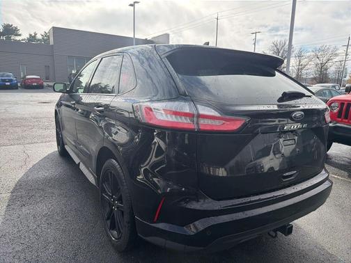2022 Ford Edge ST Line