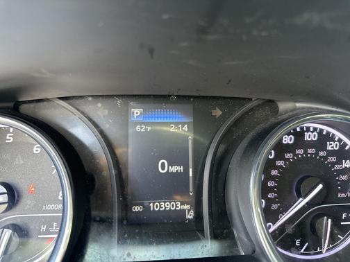 2019 Toyota Camry SE