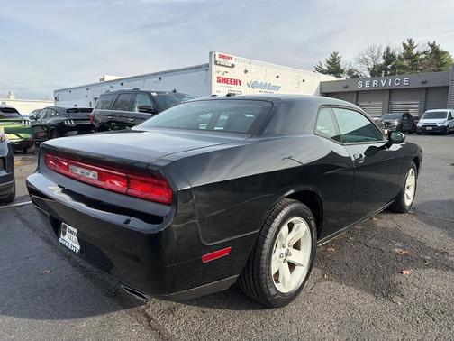 2014 Dodge Challenger SXT