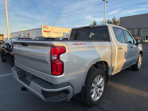2021 Chevrolet Silverado 1500 Custom