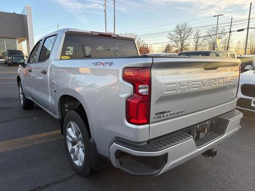 2021 Chevrolet Silverado 1500 Custom
