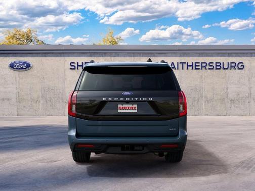 Nocturnal Blue Metallic 2027 Ford Expedition Max Active 4x4