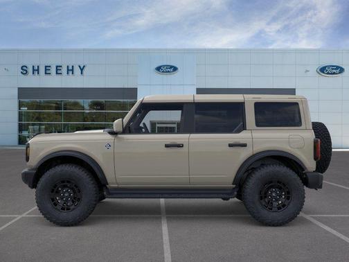 Desert Sand 2026 Ford Bronco Outer Banks