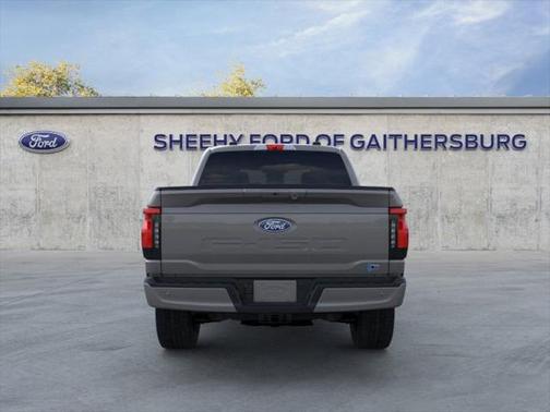 2025 Ford F-150 Lightning Flash