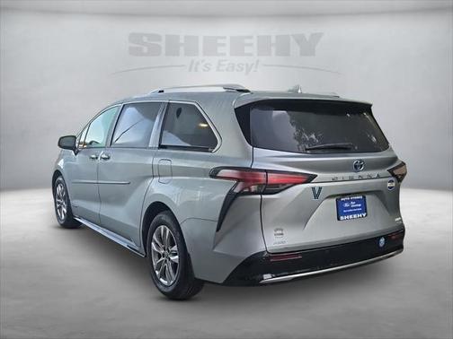 2021 Toyota Sienna Limited 7-Passenger