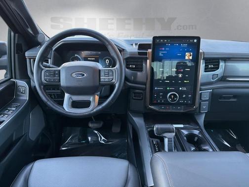 2022 Ford F-150 Lightning LARIAT